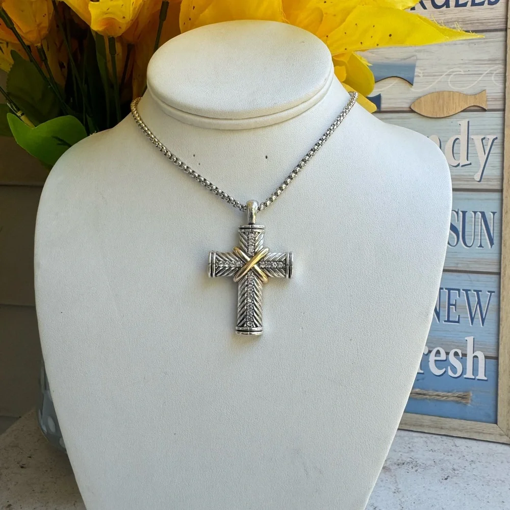 DENKAYS SILVER CROSS NEKLACE